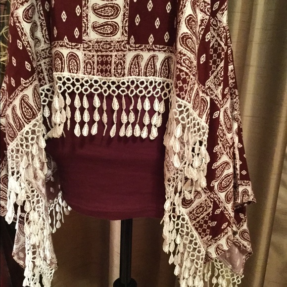 Beautiful & Unique Asymmetrical Top - Picture 6 of 8